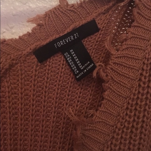 Fall Sweater 🍂 - Picture 2 of 2